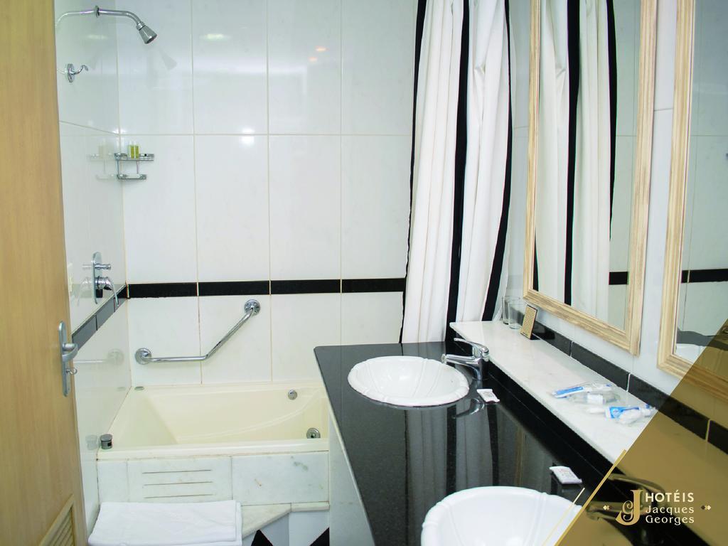 Hotel Jacques Georges Business بيلوتاس المظهر الخارجي الصورة