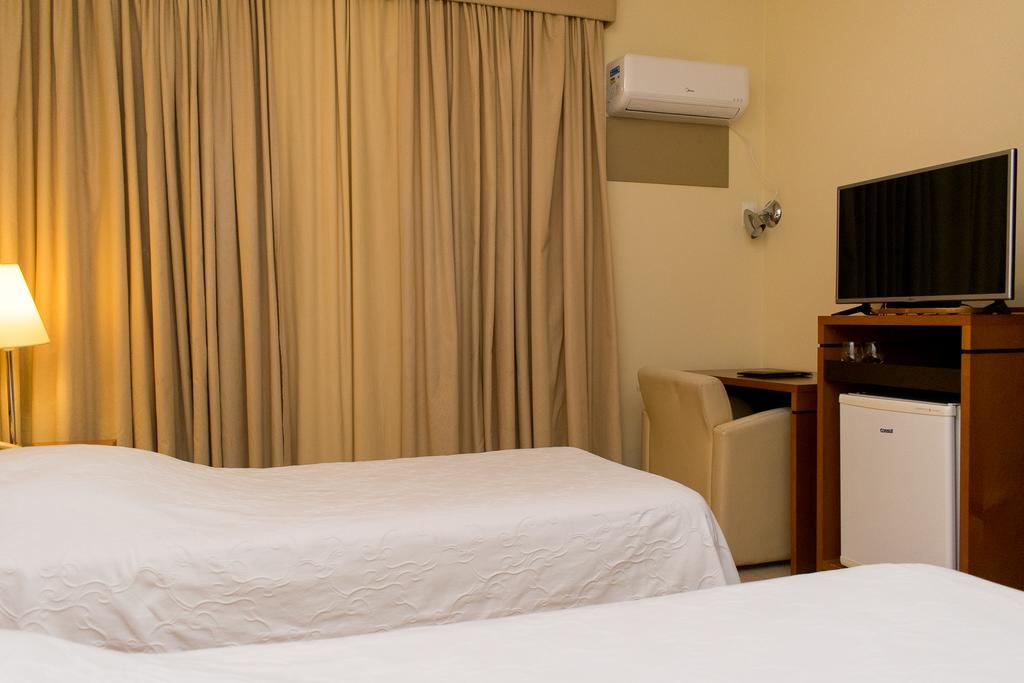 Hotel Jacques Georges Business بيلوتاس المظهر الخارجي الصورة