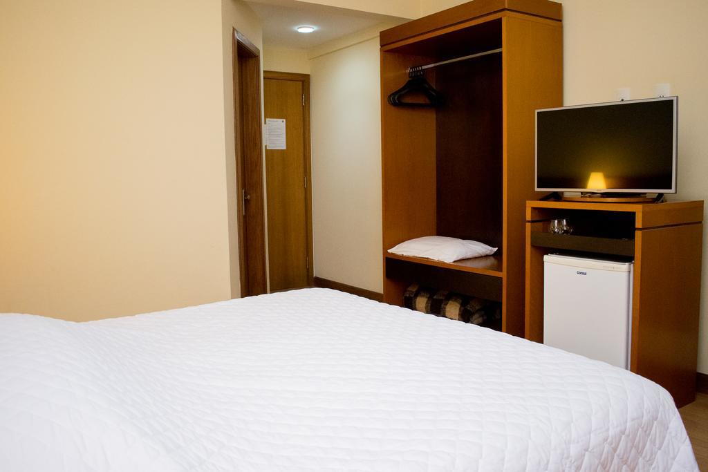 Hotel Jacques Georges Business بيلوتاس المظهر الخارجي الصورة