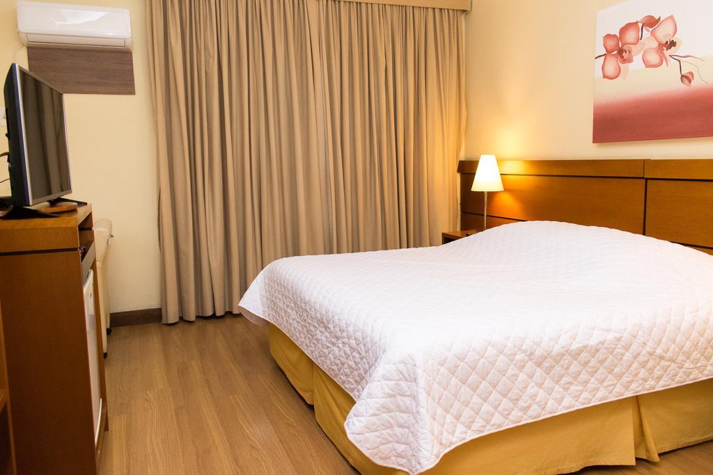 Hotel Jacques Georges Business بيلوتاس المظهر الخارجي الصورة